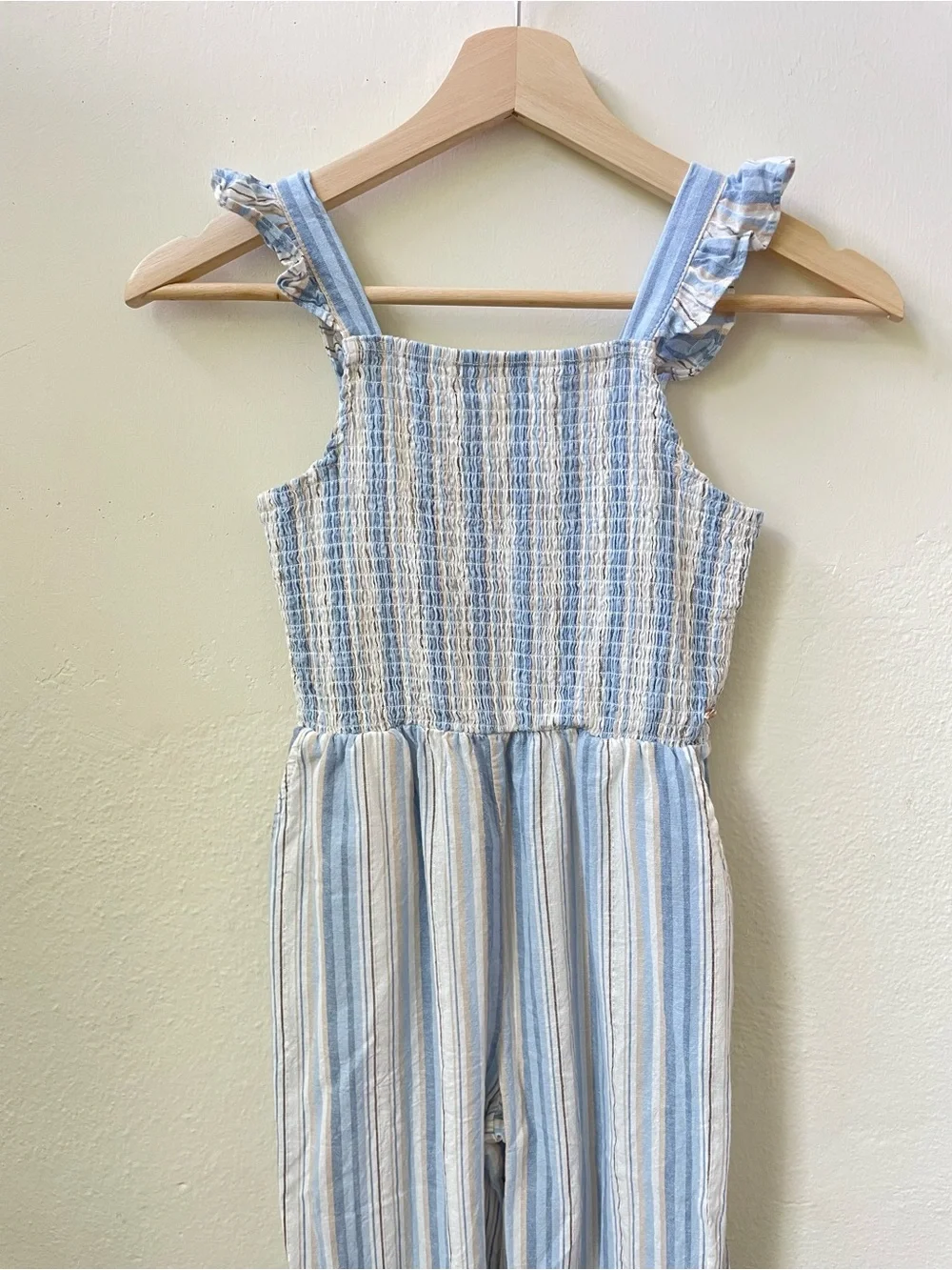 Tahari Girl Blue Striped Jumpsuit Size 10 Smocked Flutter Sleeve Cotton